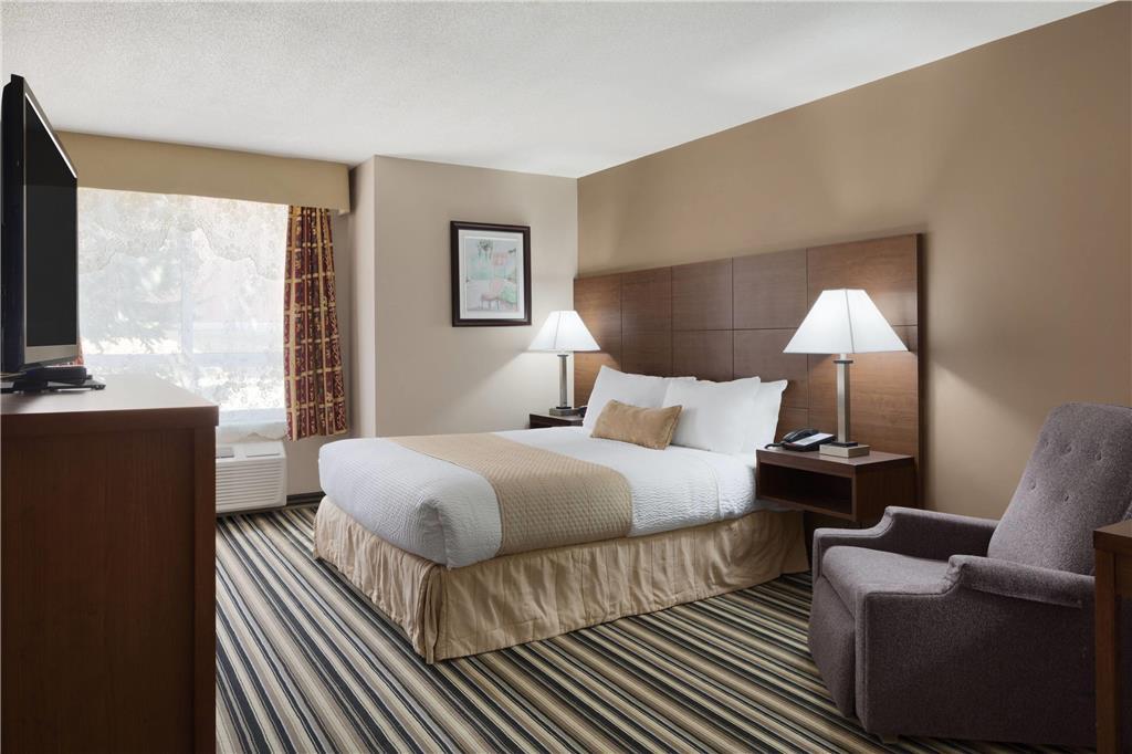 Days Inn By Wyndham Dalhousie Ruang foto